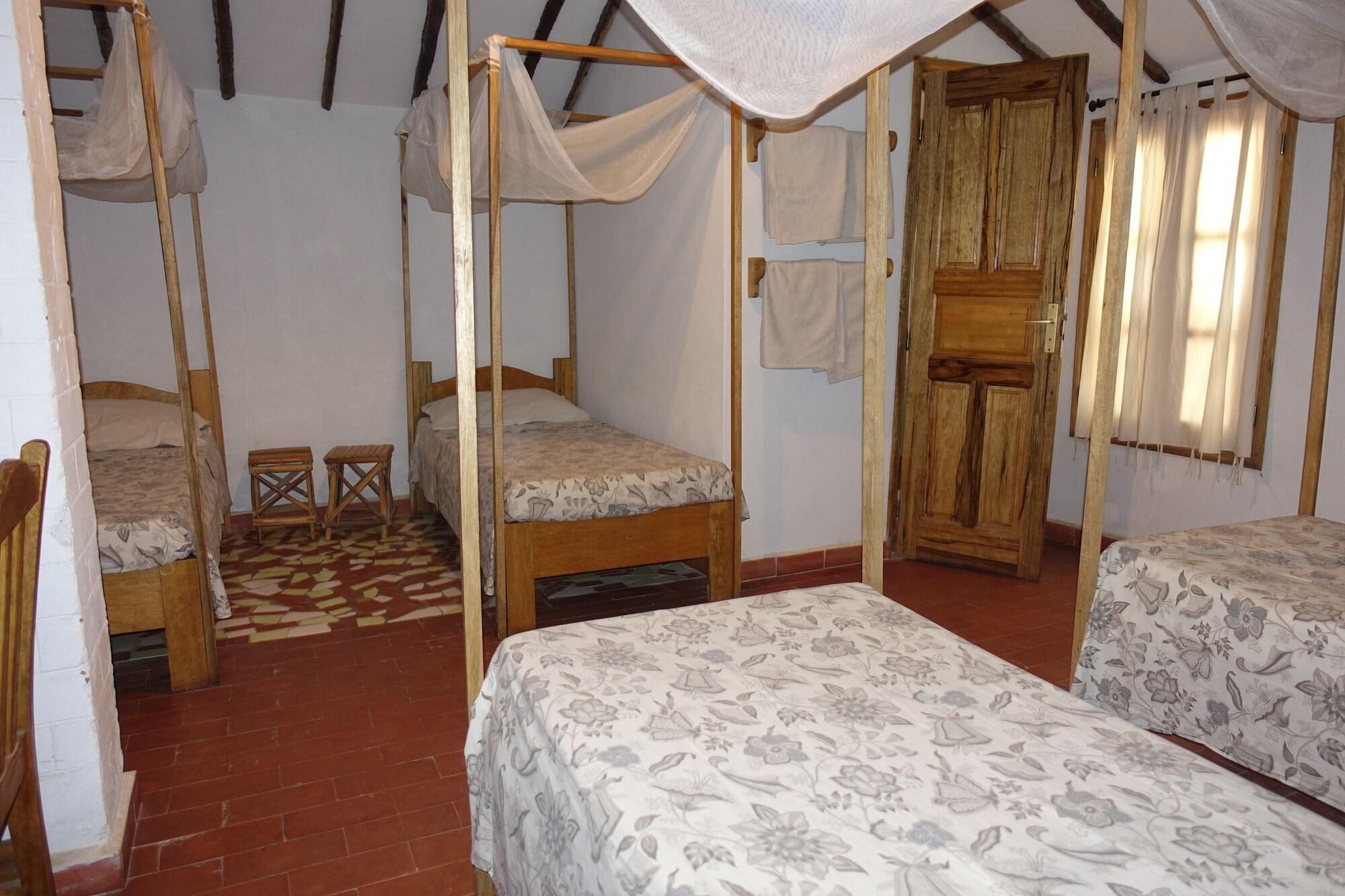Keur Marrakis Hotel M'Bour Exterior foto
