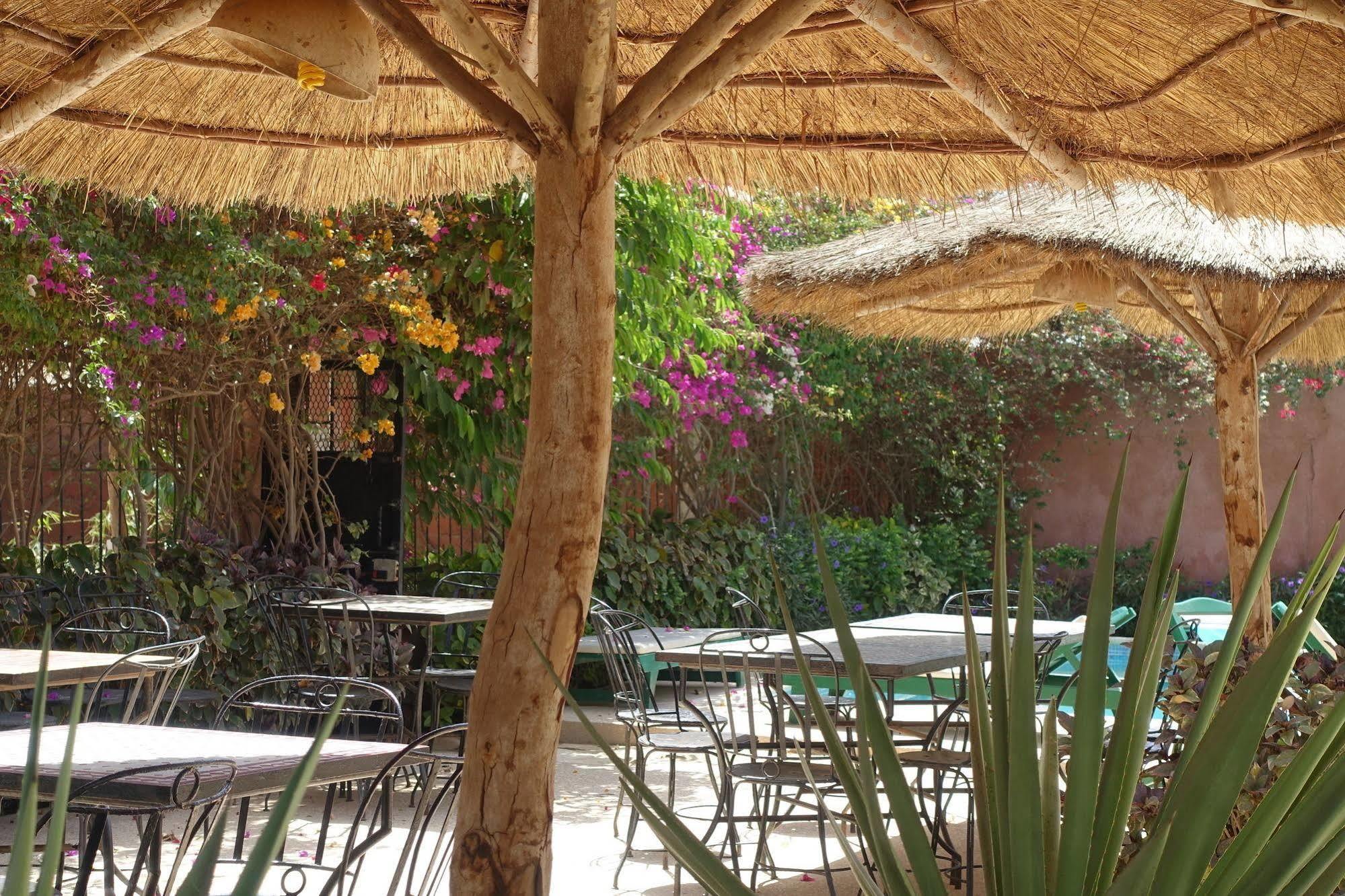 Keur Marrakis Hotel M'Bour Exterior foto